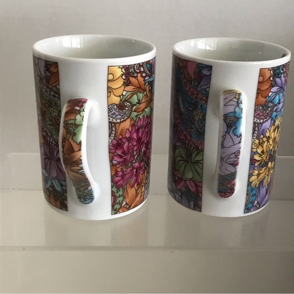 Set of 2 Fine Porcelain Paisley Floral Design Coffee Mugs By Tabletops Unlimited - Picture 2 of 16